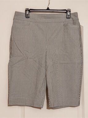 Chicos size 2 / us 12 / pinstripe Bermuda shorts